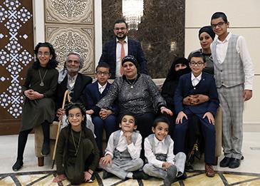 الإمارات تجمع شمل عائلتين يمنيتين بعد فراق 21 عاماً