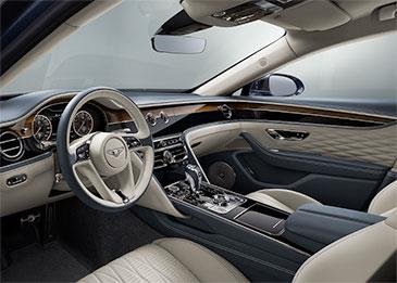 اختبر تجربة موسيقية لا تضاهى في سيارة فلاينغ سبور الجديدة مع نظام صوت Naim for Bently