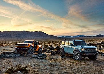 فورد تطلق طرازات برونكو 2021 الجديدة كلياً ببابين وأول طراز بأربعة أبواب