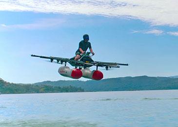 هكذا تعمل سيارة Flyer الطائرة من Kitty Hawk