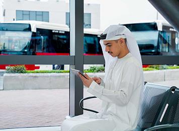 محطات الحافلات والنقل البحري في دبي مزودة بشبكة واي فاي مجانية