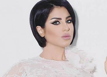شاهد تجمهر الناس على حليمة بولند في الرياض.. اضغط لمشاهدة الفيديو