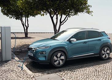 انطلاق أكبر رحلة للسيارات الكهربائية في العالم من دبي