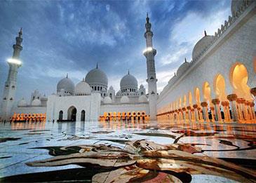 جامع الشيخ زايد الكبير أفضل ثالث معلم في العالم