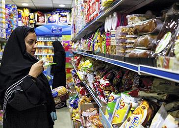 السعودية تبدأ بفرض ضريبة انتقائية 50 بالمئة على المشروبات المحلاة