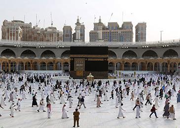 السعودية تقرر منع بث الصلوات من المساجد في شهر رمضان
