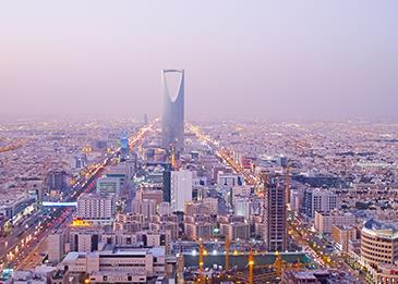 السعودية تعلن إلغاء لاصق التأشيرة والتحول إلى "الإلكترونية" في 7 دول