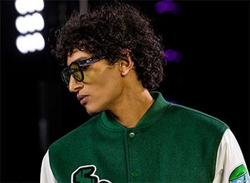 الخطوط الجوية السعودية تدخل عالم الأزياء