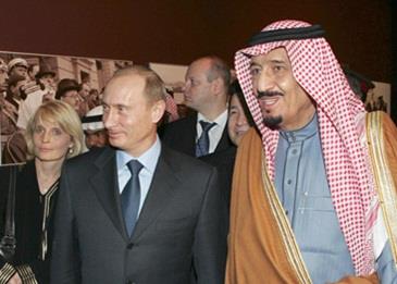 شاهد الموكب الضخم والترحيب الشديد للملك سلمان في شوارع موسكو