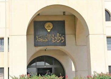 عامل نظافة بنغالي ينتحل شخصية طبيب كويتي لأكثر من 30 عامًا