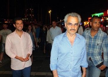 تعرف كم أصرف الأمير السعودي الوليد بن طلال في جولته بالمملكة