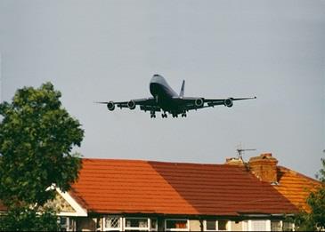 لحظة مرعبة .. لحظة تداخل طائرتين معًا