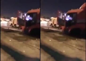 شاب سعودي ينجو بمعجزة من حادث سير مميت