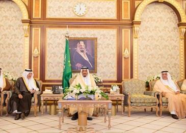 العاهل السعودي يعطي إشارة البدء لتنفيذ مشروعات الطائف الجديدة