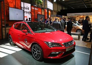 بالفيديو: شركة سيات تستعرض السيارة الأكثر أمانًا في العالم!