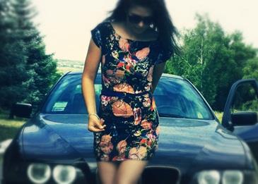 تسجّل مصرعها بنفسها .. فيديو