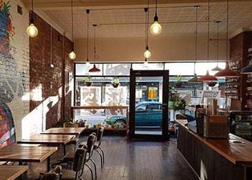 مطعم بأستراليا يحاسب الرجال أغلى من السيدات لهذا السبب