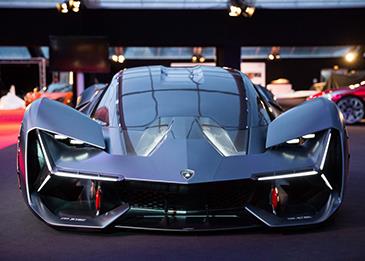 اضغط لمشاهدة الفيديو: "لامبورغيني" تطلق سيارتها المميزة الجديدة