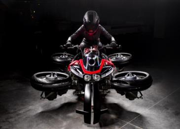 تحدى كل ما هو مألوف مع دراجة "لازاريث" النارية الطائرة