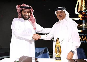 محمد عبده اول فنان في العالم تُأرشف أعماله بتقنية الهولوغرام