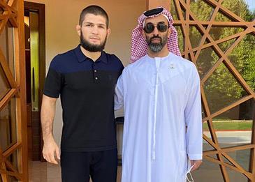 حبيب نور محمدوف يلتقى الشيخ طحنون بن زايد لإطلاق مشاريع جديدة في ابوظبي
