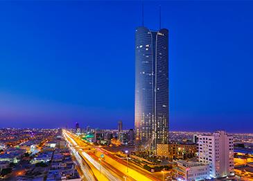 اختبر إقامة مفعمة بالفخامة في فندق جي دبليو ماريوت الرياض