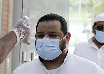 الصحة السعودية تنصح بارتداء الكمامة وتحذر من حضور التجمعات خلال عيد الفطر