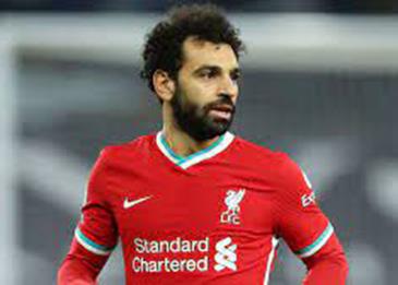 زوجة محمد صلاح تصفه بـ "المجنون"
