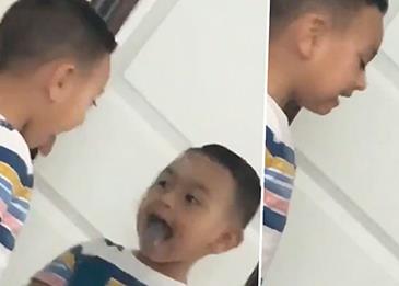 شاهد بالفيديو: انعكاس طفل في المرآة يتحرك بوتيرةٍ أسرع منه!