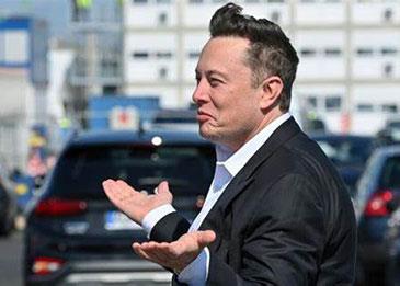 إيلون ماسك يبيع كمية أخرى من أسهمه في تسلا بقيمة 1.01 مليار دولار.