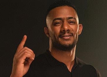 محمد رمضان يحن إلى ماضيه ويقارن بين انتظار "الحافلة" و "الرولز رويس"
