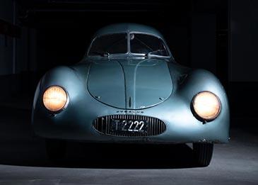 أقدم وأندر سيارة بورش للبيع ... السعر خيالي