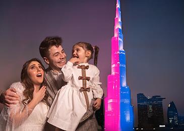اليوتيوبر أنس مروة يهدي زوجته نجمة في السماء