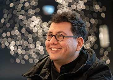 رولز-رويس تتعاون مع فنّان الوسائط الجديدة رفيق أناضول لإبداع عمل فني جديد