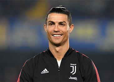 كريستيانو رونالدو يفاجىء متابعيه بافتتاح أحدث مشروعاته