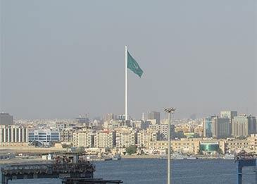 السعودية تسمح للموظفين الحكوميين بمزاولة التجارة في هذه الحالة
