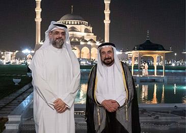 سلطان القاسمي يفتتح مسجد الشارقة بتكلفة 300 مليون درهم