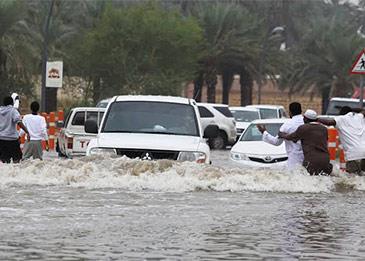 سيول جارفة لم تحدث منذ 30 عامًا في قرية ملَح في خليص