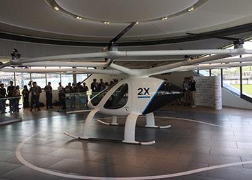 شاهد أول تاكسي طائر في العالم