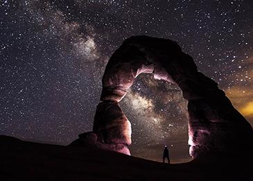 تلسكوب يرسم خريطة السماء بـ 900 صورة