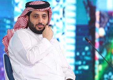 تركي آل الشيخ يحصل على حق عرض مسرحية عادل إمام "بودي جارد"