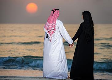 الرياض تمنع زوجة المواطن وزوج المواطنة غير السعوديين بالعمل في مهن السعوديين