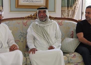 الشيخ خليفة بن زايد يستقبل محمد بن زايد في فرنسا للتهنئة بالعيد