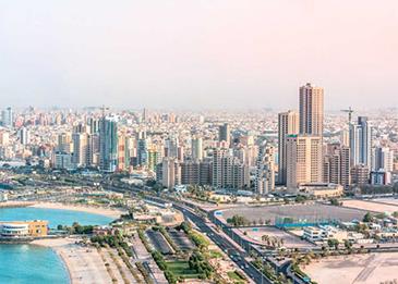 الكويت تتواصل مع 11 سفارة لجلب العمالة منها!
