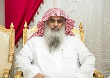 من هو الشيخ سعودي الذي فكّ دين 40 سجين؟