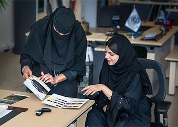 نصائح لشراء سيارة لمساعدة السائقات السعوديات الجديدات خلال قيادتهن التجريبية الأولى