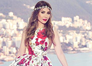 معجب في برشلونة يُشارك يارا في كرة القدم