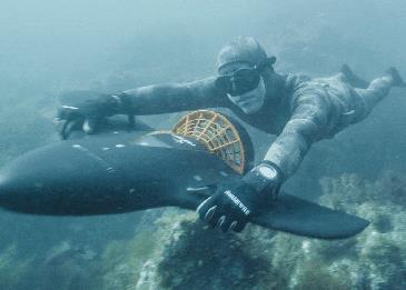 شاهد هذه الدراجة تحت الماء التي تدعك تستكشف الأعماق بصورة  مختلفة