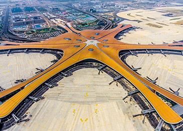 أكثر من 17 مليار دولار تكلفة مطار الصين الجديد من تصميم زها حديد