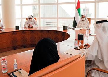 حاكم دبي يعتمد خطة عمل وزارة الصناعة والتكنولوجيا المتقدمة